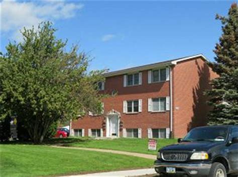 Suite A located in the lower level of Windsor Park is for lease. . Apartments for rent in dubuque